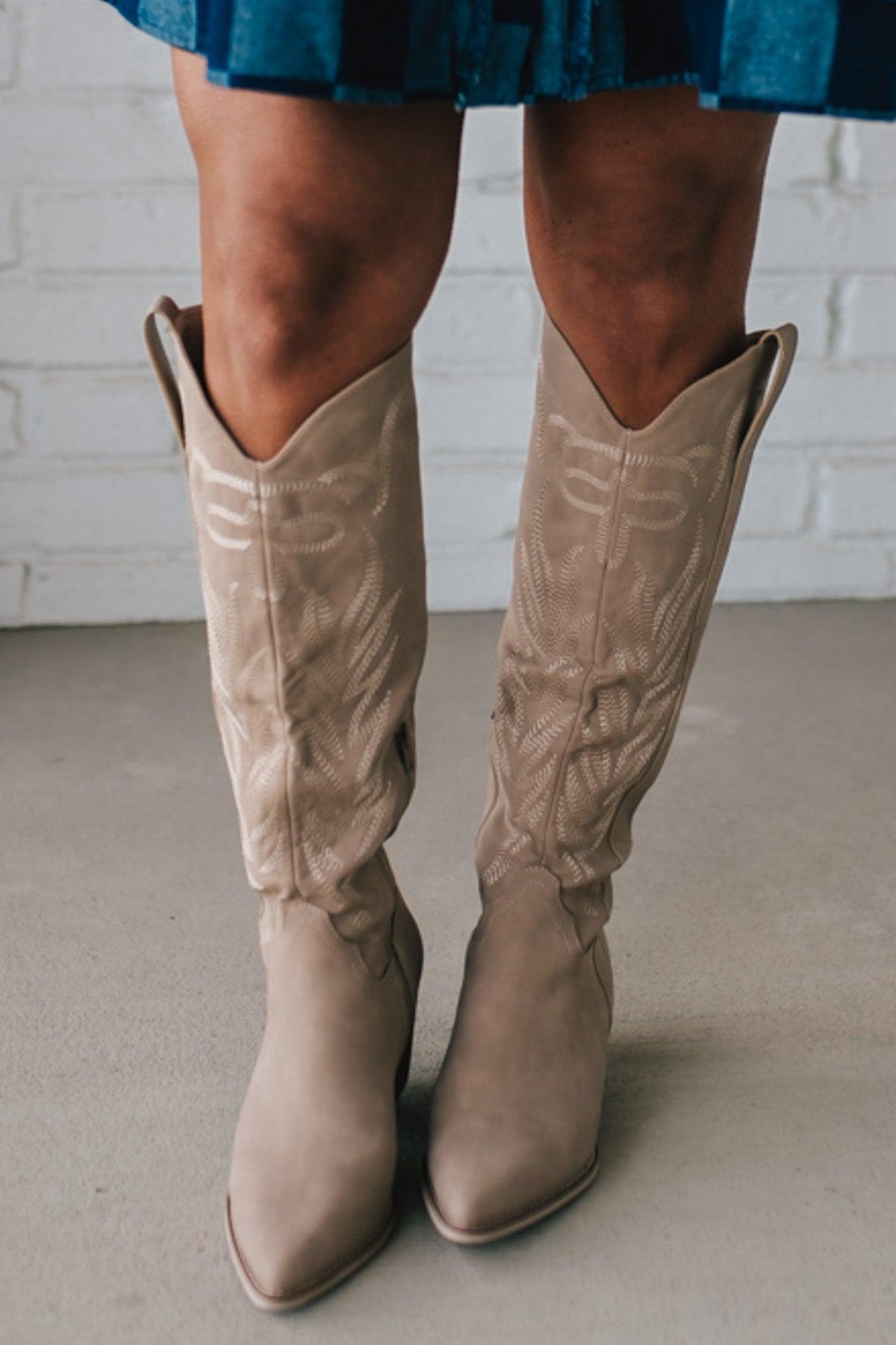 Aly Embroidered Western Boots | Cedar Wood