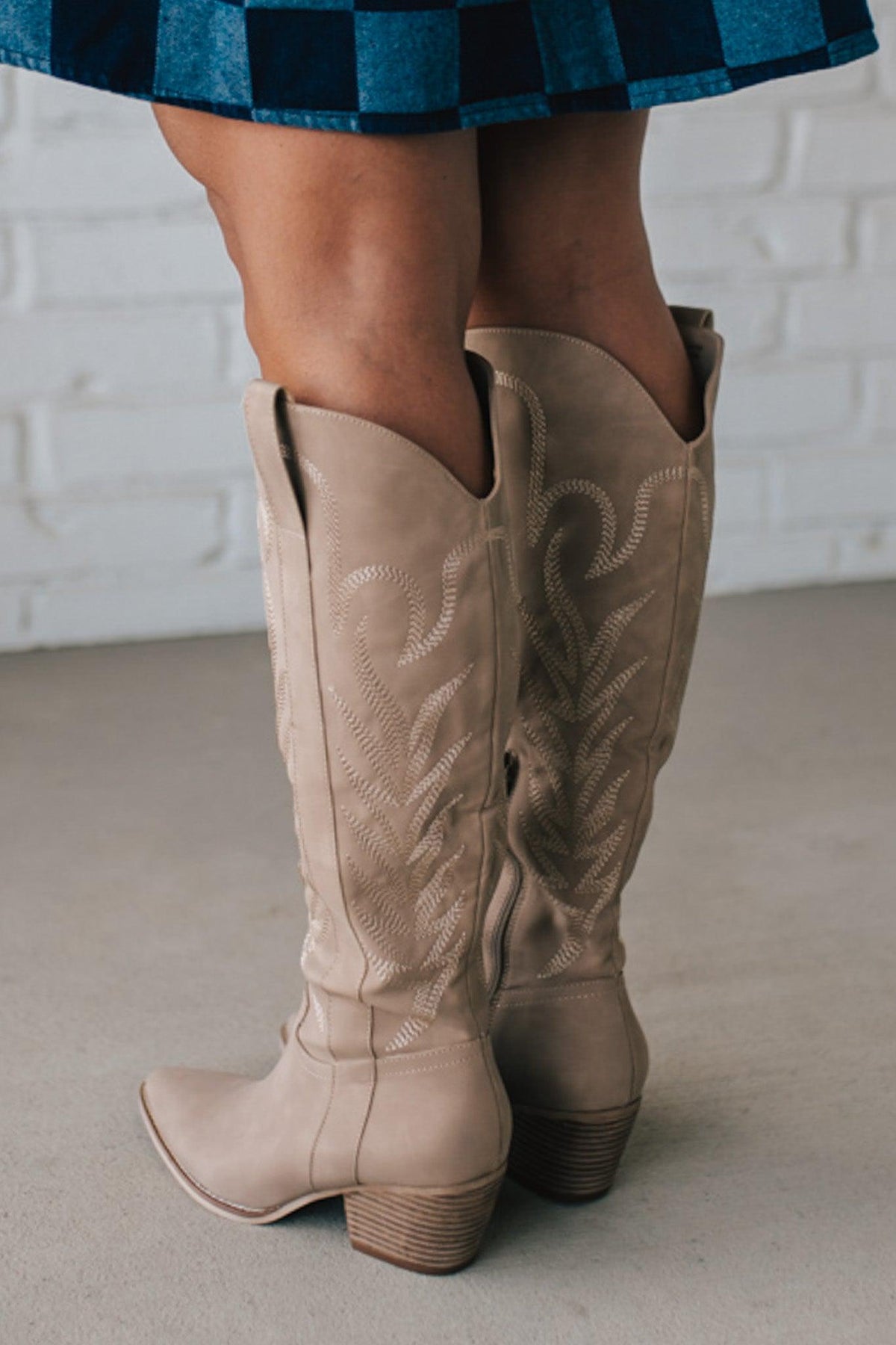 Aly Embroidered Western Boots | Cedar Wood