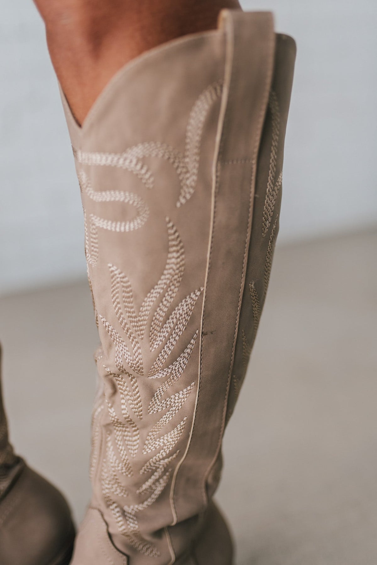 Aly Embroidered Western Boots | Cedar Wood