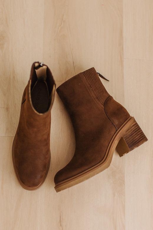 Aly Lug Chelsea Boots