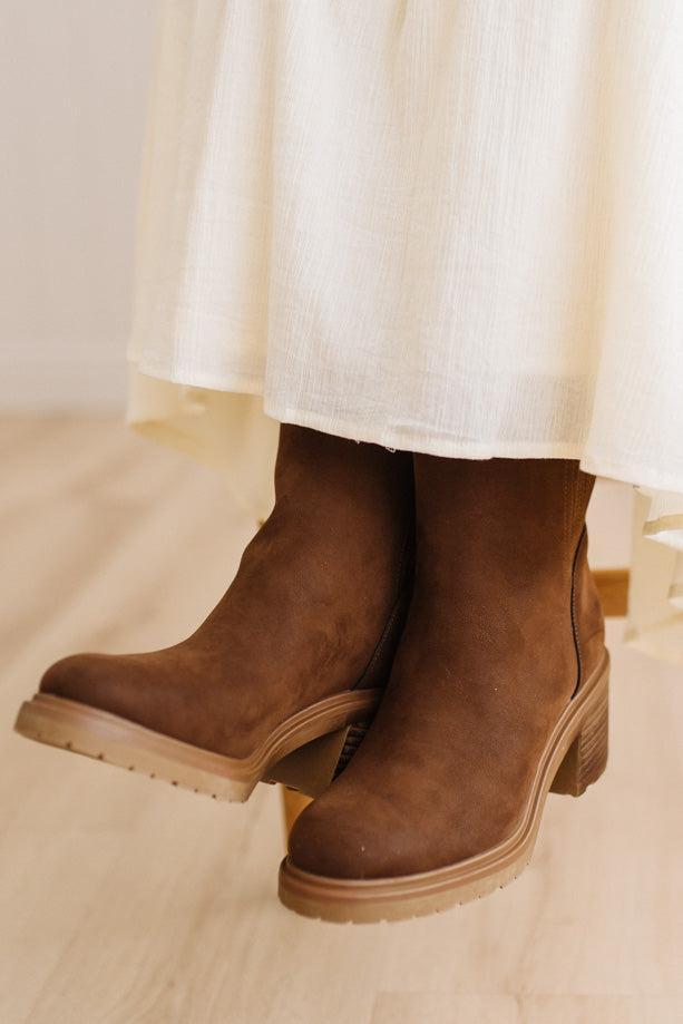 Aly Lug Chelsea Boots