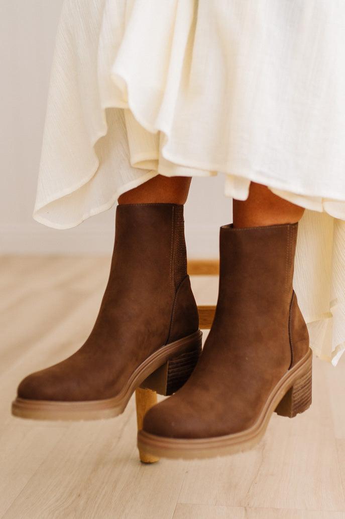Aly Lug Chelsea Boots