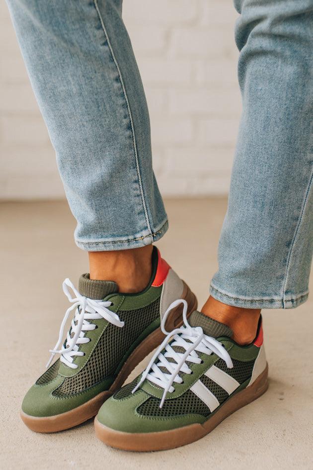 Benny Double Stripe Sneakers