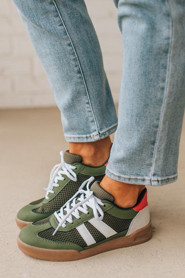 Benny Double Stripe Sneakers