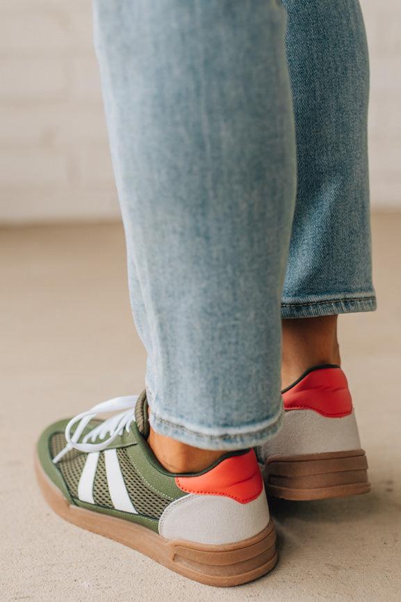 Benny Double Stripe Sneakers