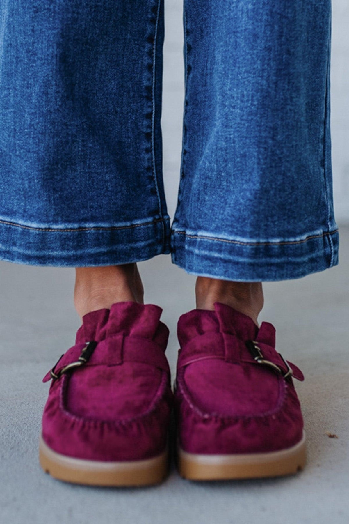 Deb Ruffled Suede Slides | Oxblood