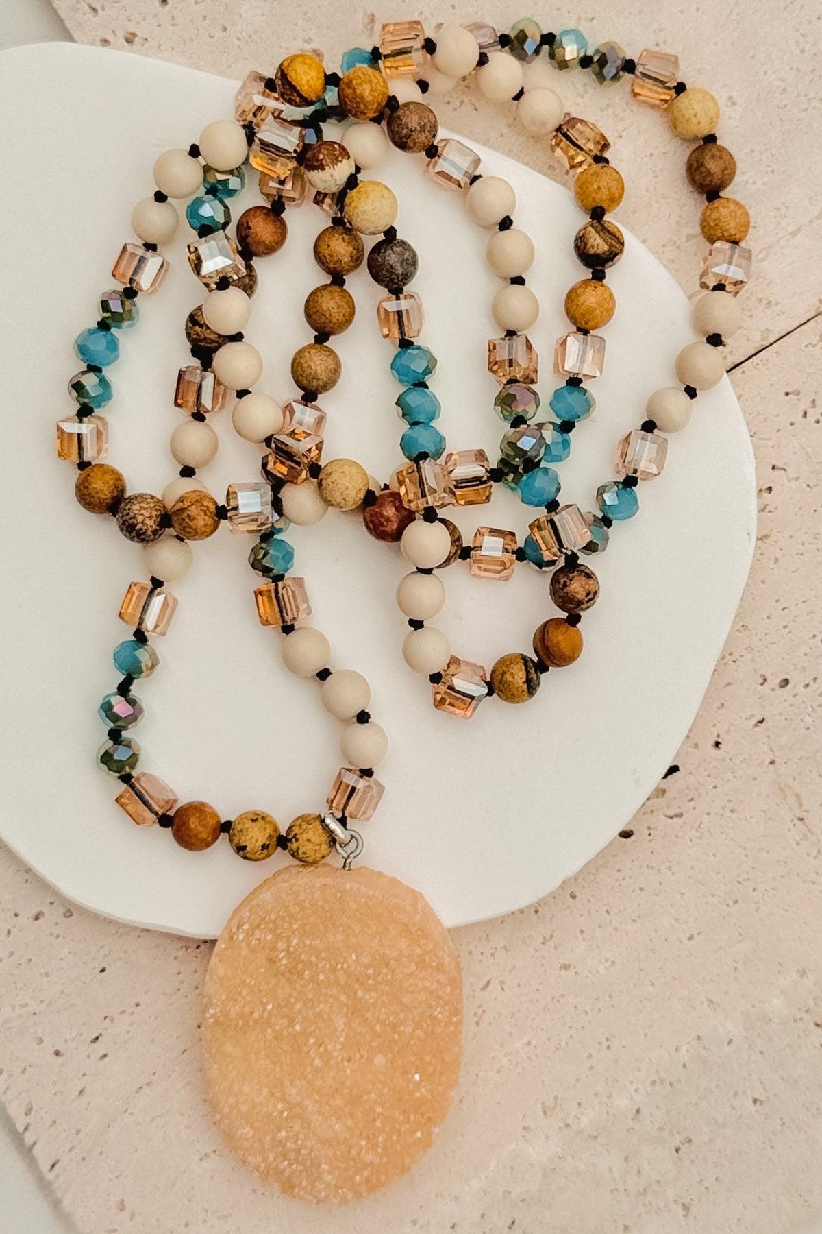 Druzy Stone Pendant Necklace