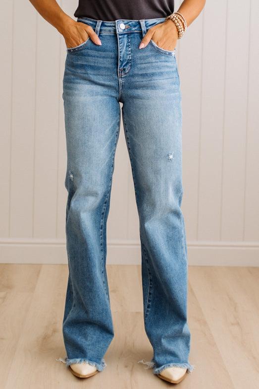 Eleanor High Rise Frayed Hem Jeans | Medium - RISEN