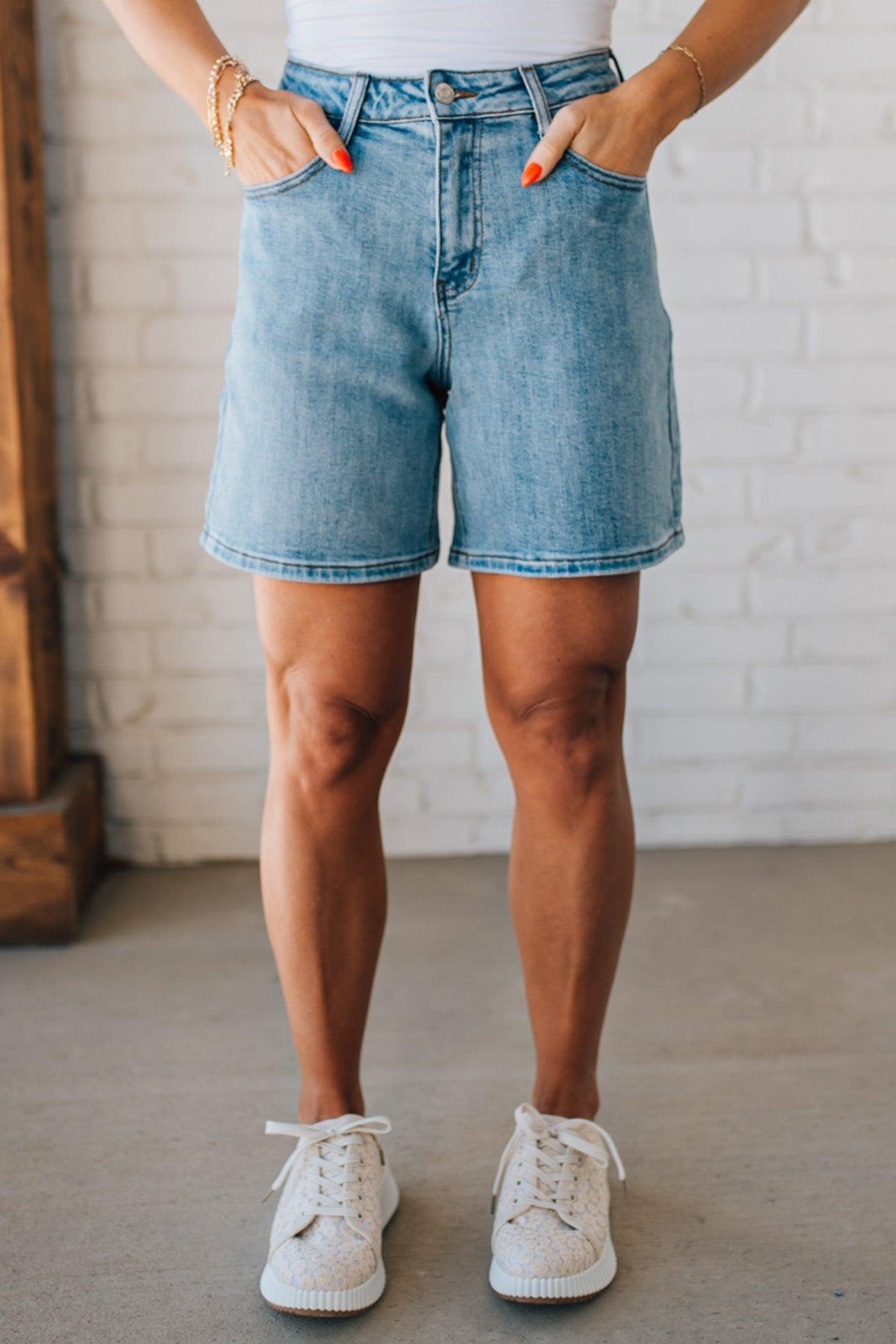 Emmalie High Waist Mom Shorts | Denim - ANNIEWEAR