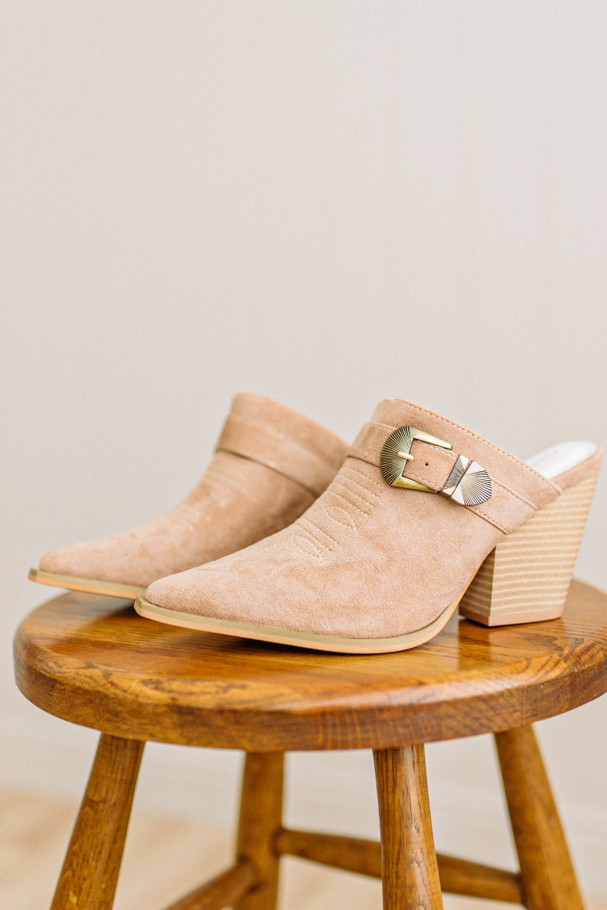 Janey Western Heeled Mules | Apricot