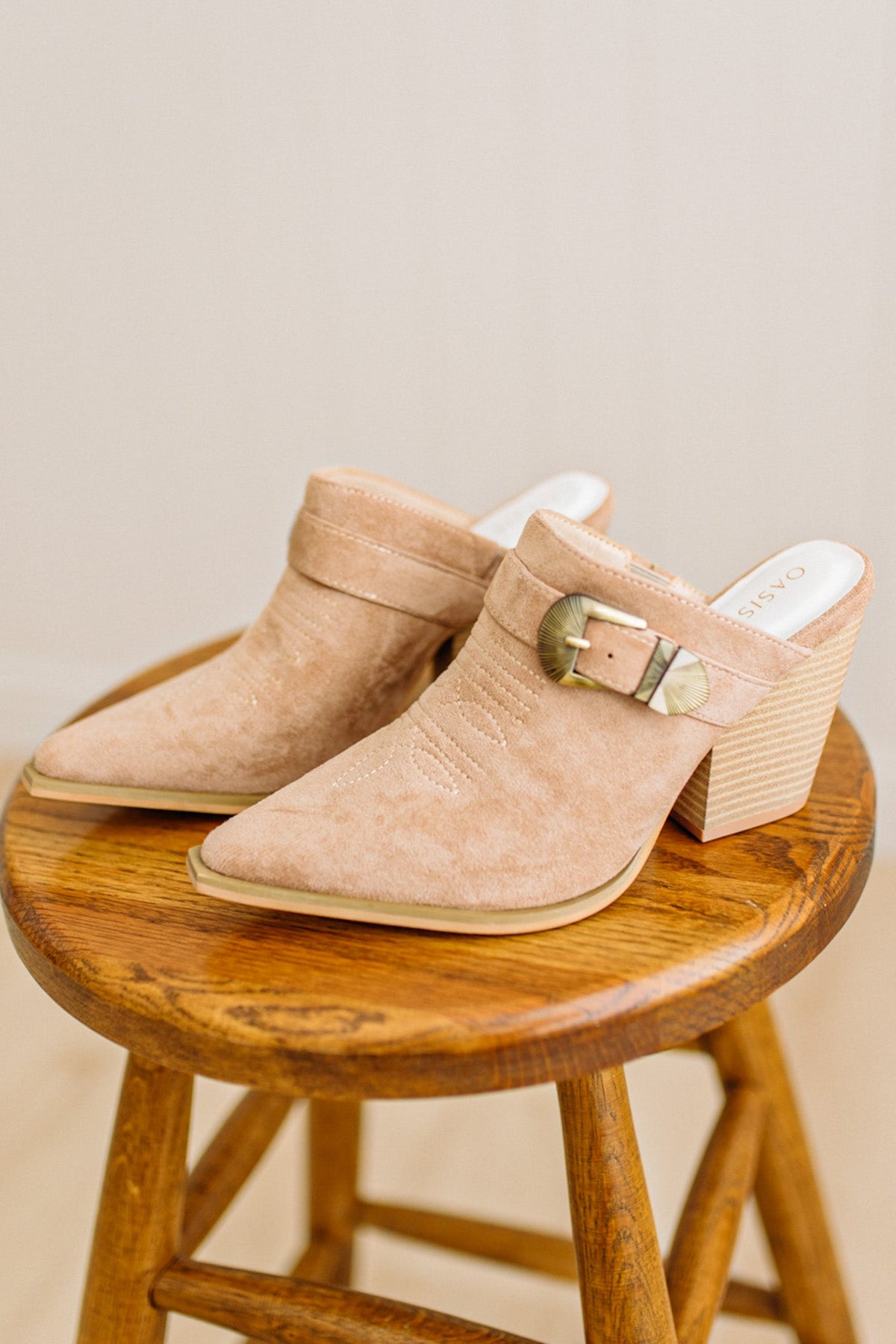 Janey Western Heeled Mules | Apricot
