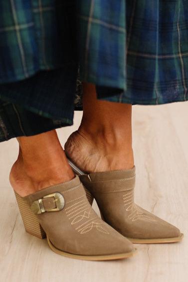 Janey Western Heeled Mules | Dark Taupe