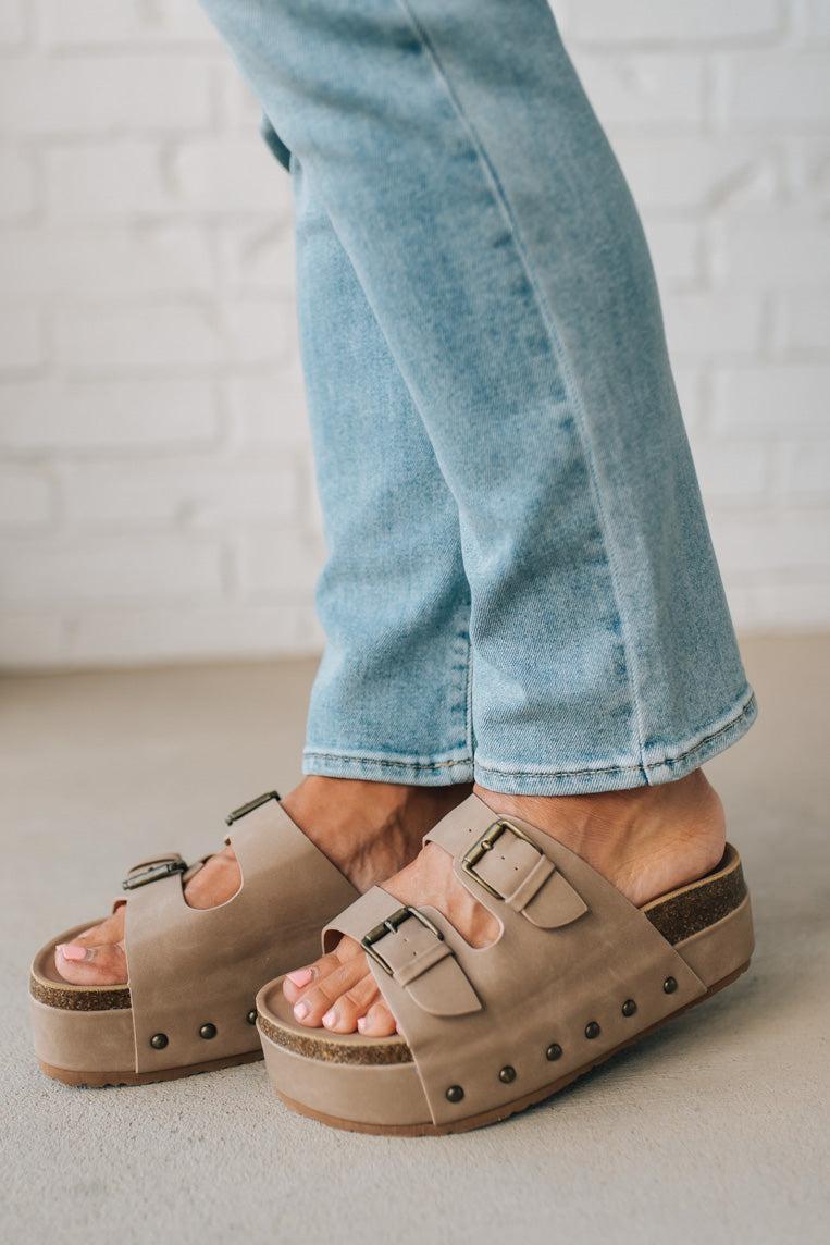 Jeri Studded Platform Slides
