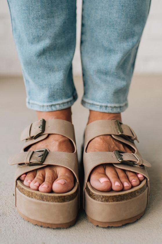 Jeri Studded Platform Slides