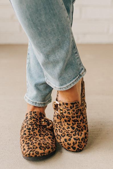 Jordy Leopard Clogs