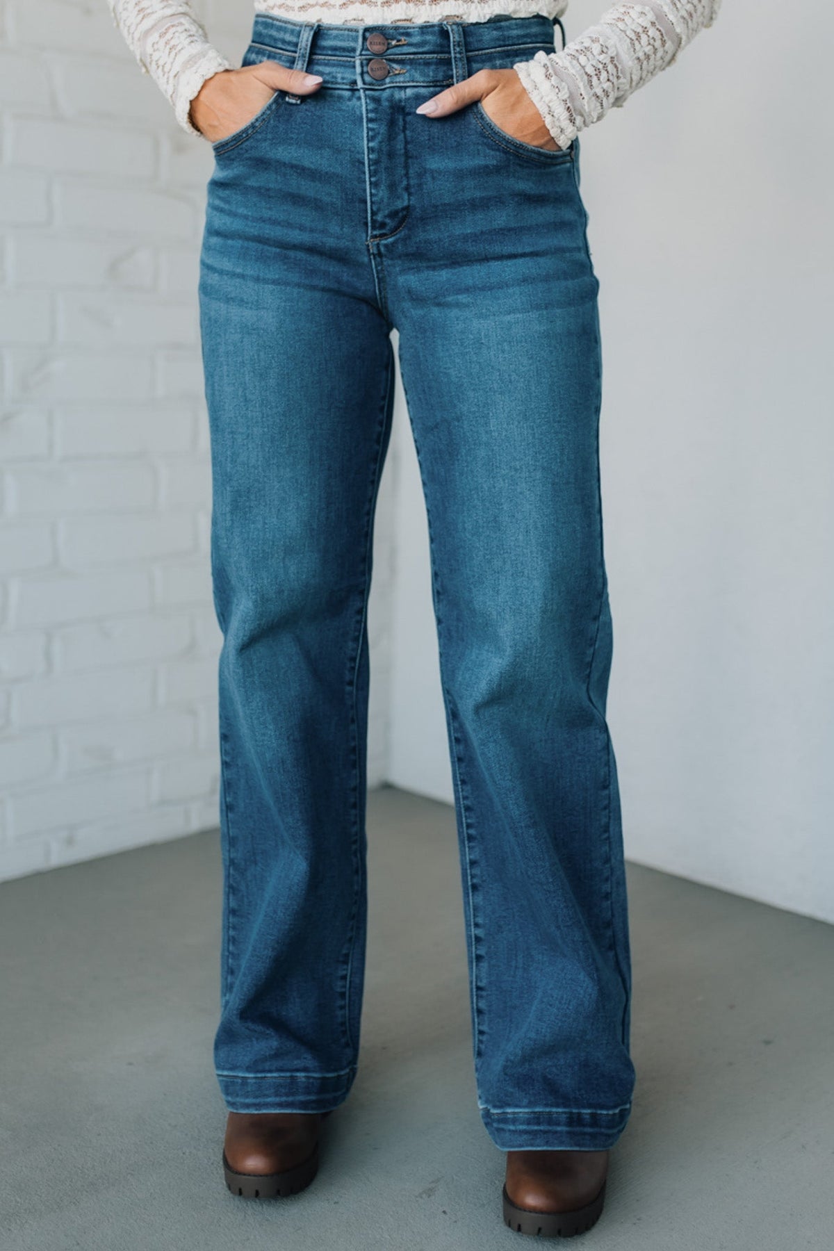 Kat High Rise Double Button Wide Leg Jeans - RISEN