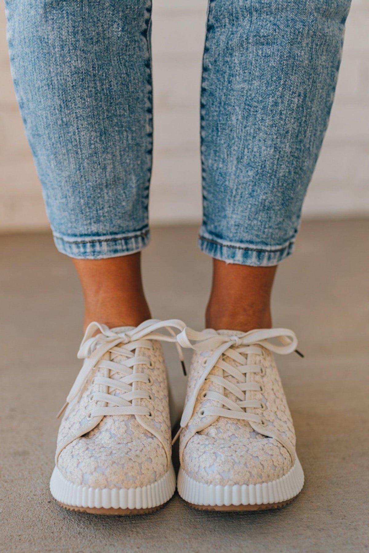 Laura Floral Lace Sneakers
