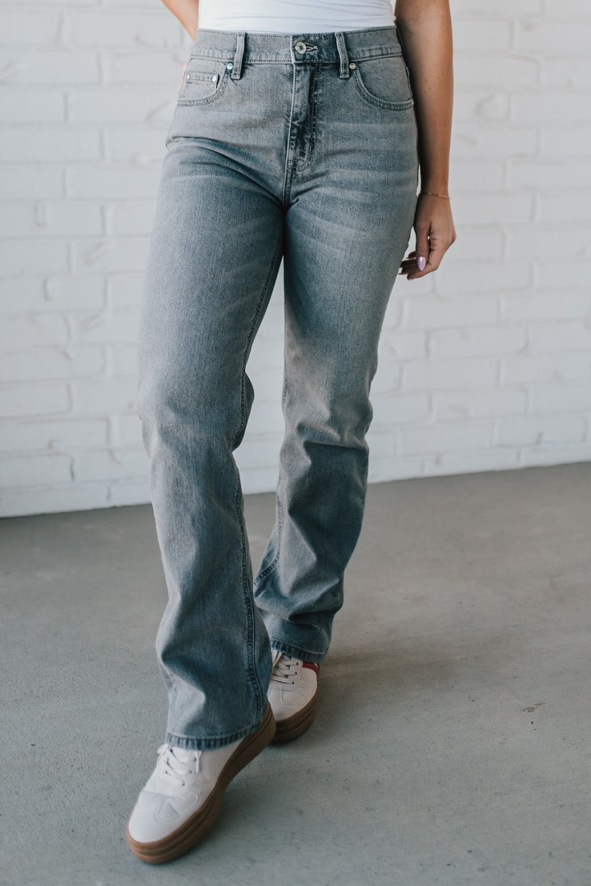 Maverick High Rise Dad Jeans | Grey Wash - EUNINA