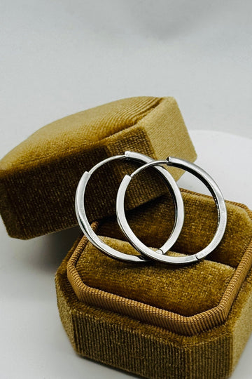 Minimalist Hoop Earrings