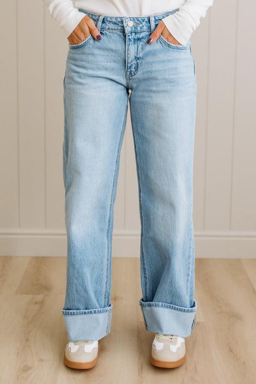 Navi Lynn Low Rise Wide Leg Jeans | Light- VERVET