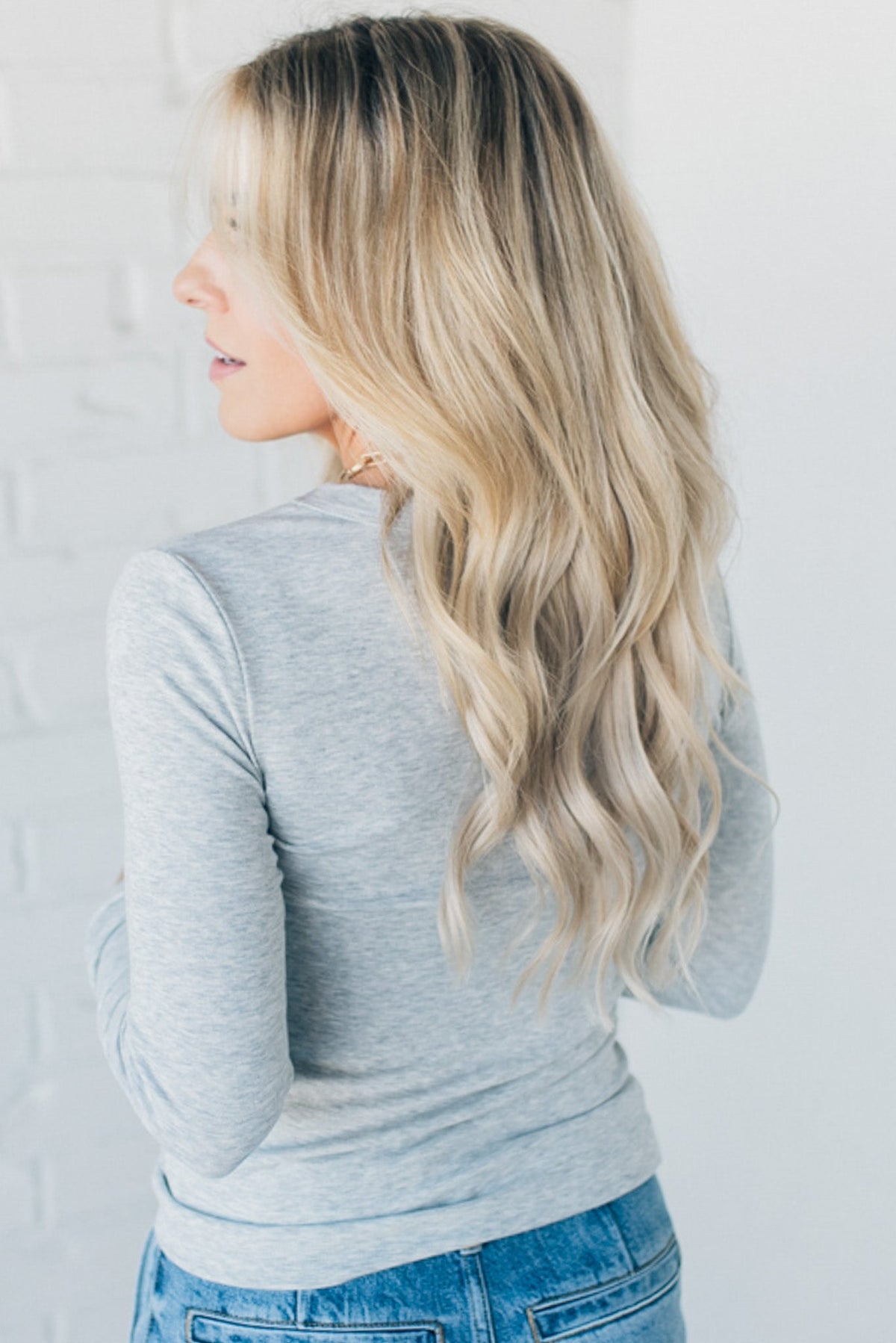 Nova Basic Long Sleeve Tee
