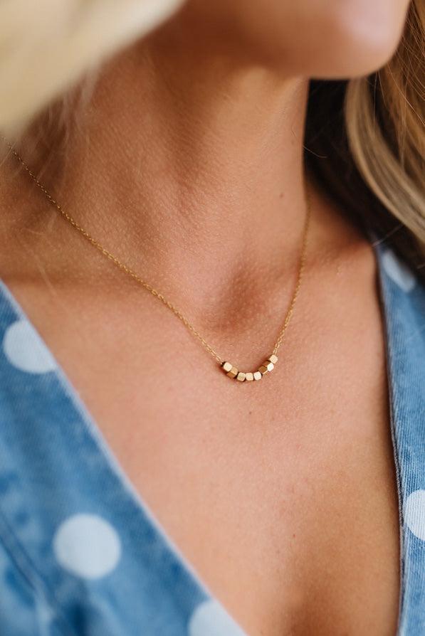 Simple Mini Bead Necklace