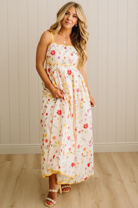 Taeya Scallop Trim Floral Maxi