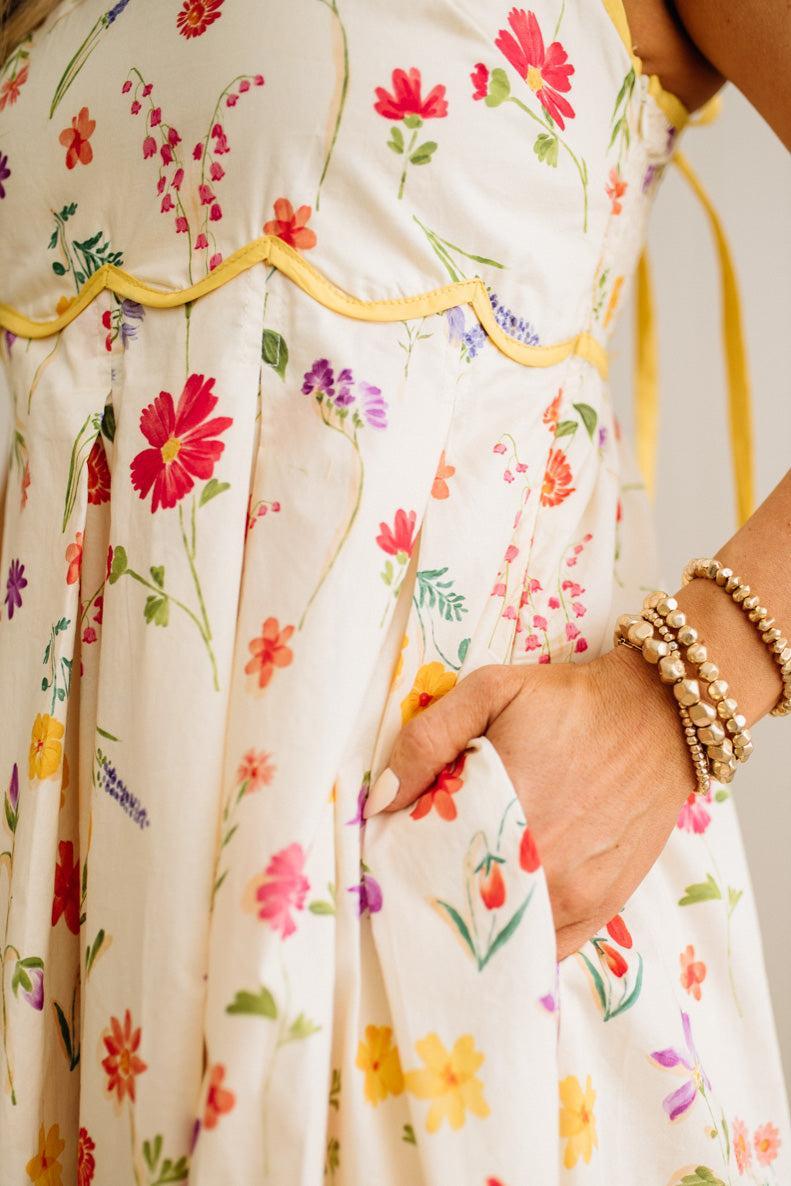 Taeya Scallop Trim Floral Maxi