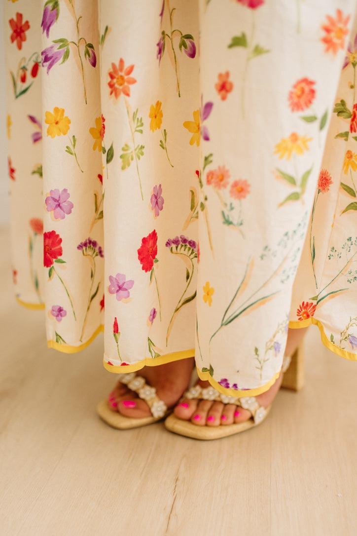 Taeya Scallop Trim Floral Maxi