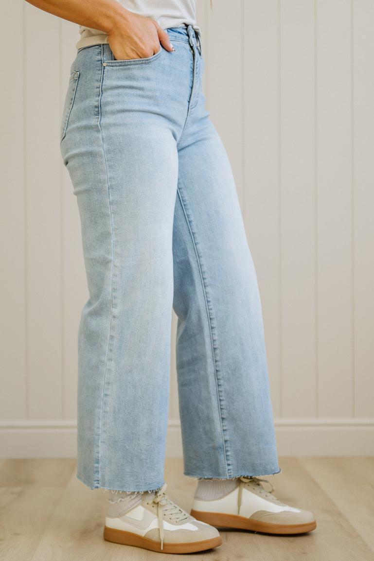 Wendy High Rise Crop Jeans - RISEN