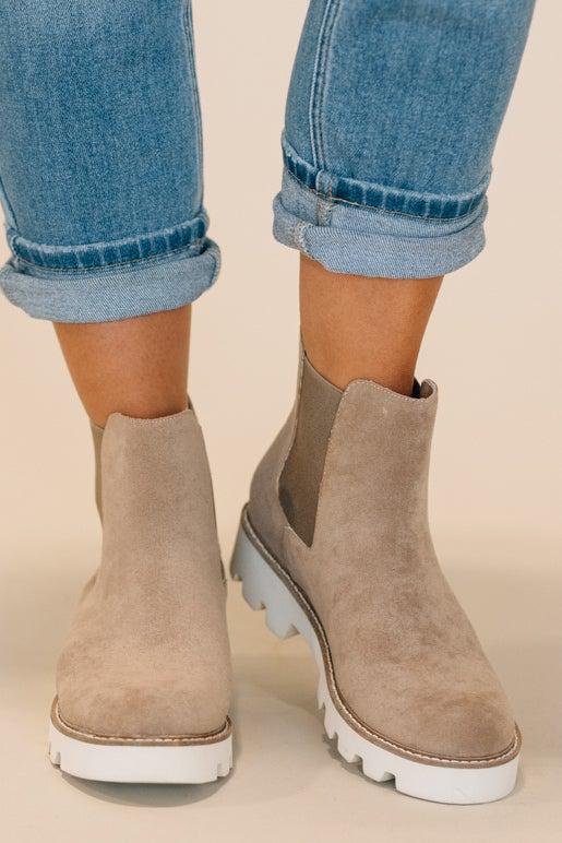 Witnee Pull On Boots